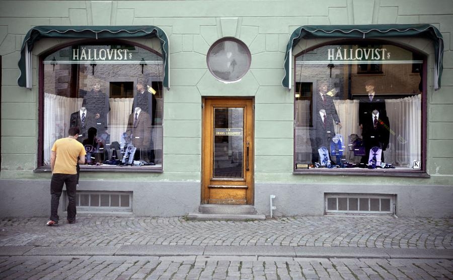 En av Kalmars äldsta butiker borde Hällqvists herrekipering vara. AB Frans Hällqvists firar 100 år.