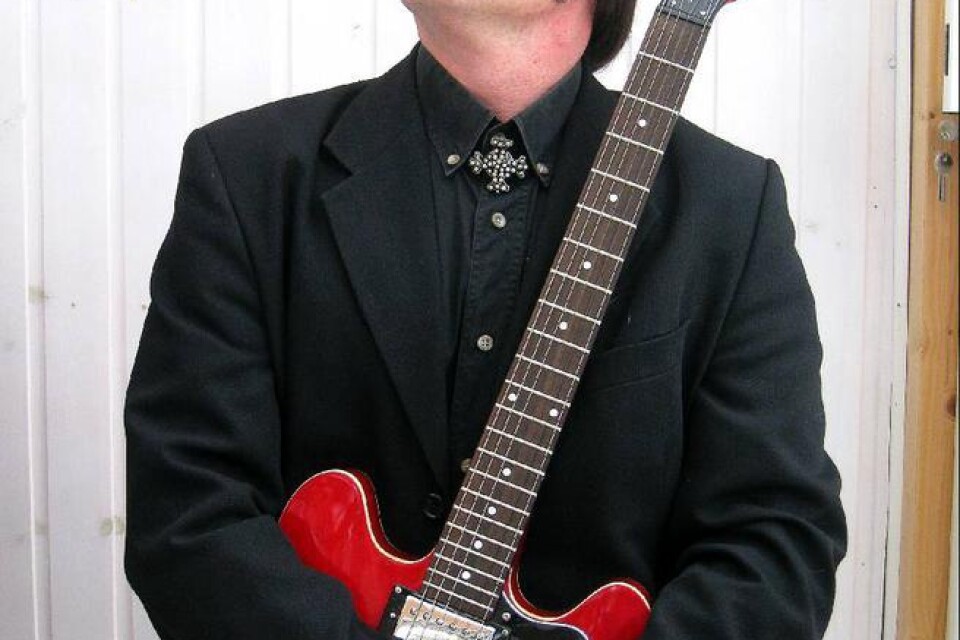 Johnny Duvert är sångare och frontfigur i Orbison band.