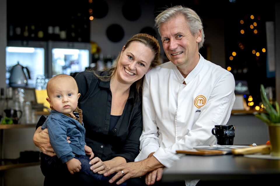 Emma Dennisdotter, 37, och Patrik Trydefeldt, 54, hittade kärleken. Nu har de sonen Matteo tillsammans, bor i Karlshamn och driver mat- och eventföretag.