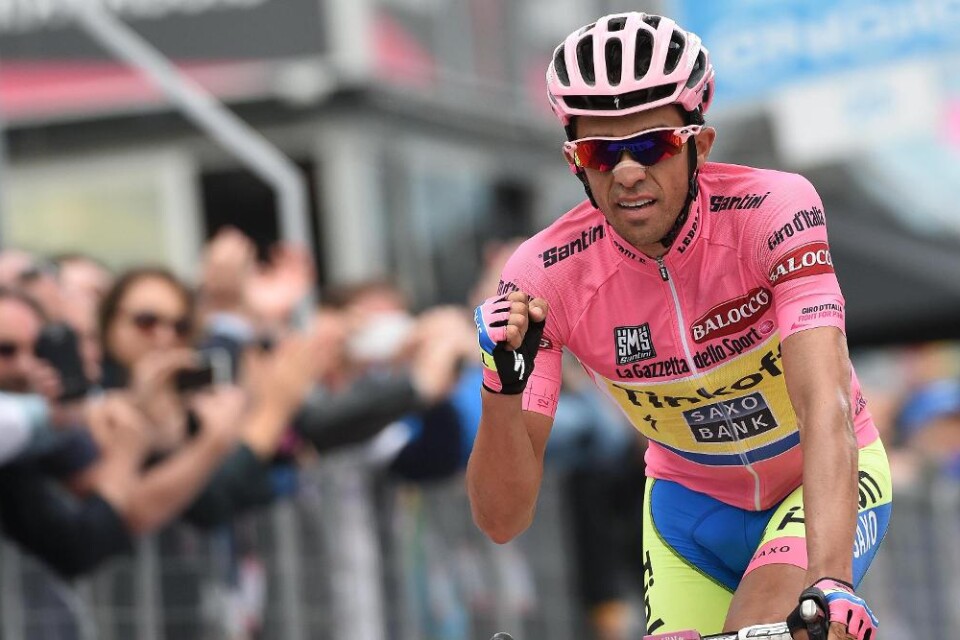 Den 20 mil långa sträckan mellan Saint-Vincent och Sestriere var i praktiken den sista chansen att stoppa Alberto Contador från slutsegern i Giro d'Italia. Och de försökte allt de kunde. Contador hängde inte med när de värsta konkurrenterna satte fart
