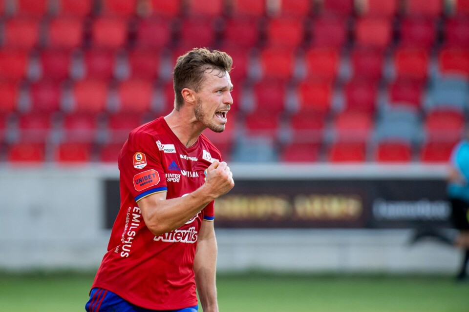 Nicolas Mortensen gjorde två mål mot GAIS.