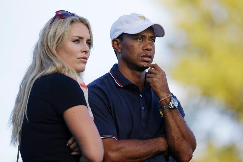 Ett av sportvärldens mest kända kärlekspar, Lindsey Vonn och golfspelaren Tiger Woods har separerat. Det avslöjar Lindsey Vonn på sin Facebook-sida. \"Efter nästan tre år tillsammans har Tiger och jag gemensamt beslutat att avsluta vårt förhållande\", sk