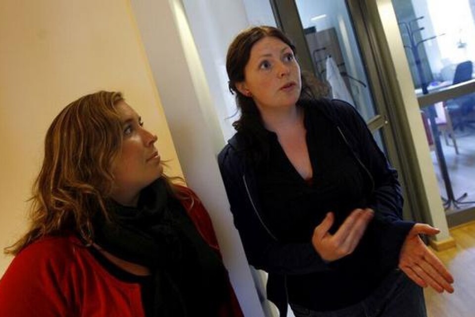 Socionomerna Emma Dahlström och Asta Magnusdottir motverkar hemlöshet i Trelleborg. Bild: Tomas Nyberg