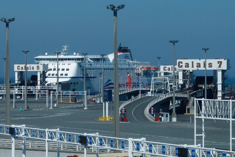 Parterna i hamnkonflikten i Calais har med hjälp av den franska regeringen nått en överenskommelse som förhoppningsvis ska göra slut på striden som lett till stora störningar i trafiken över Engelska kanalen. Franska sjömän har ockuperat färjor, blocker
