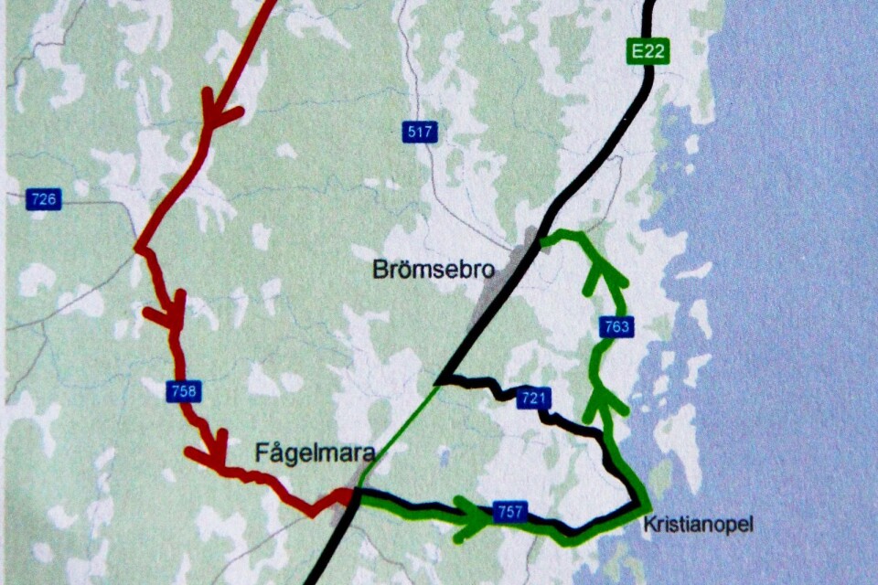E22:an stängs av mellan Brömsebro och Fågelmara och trafiken leds om.
