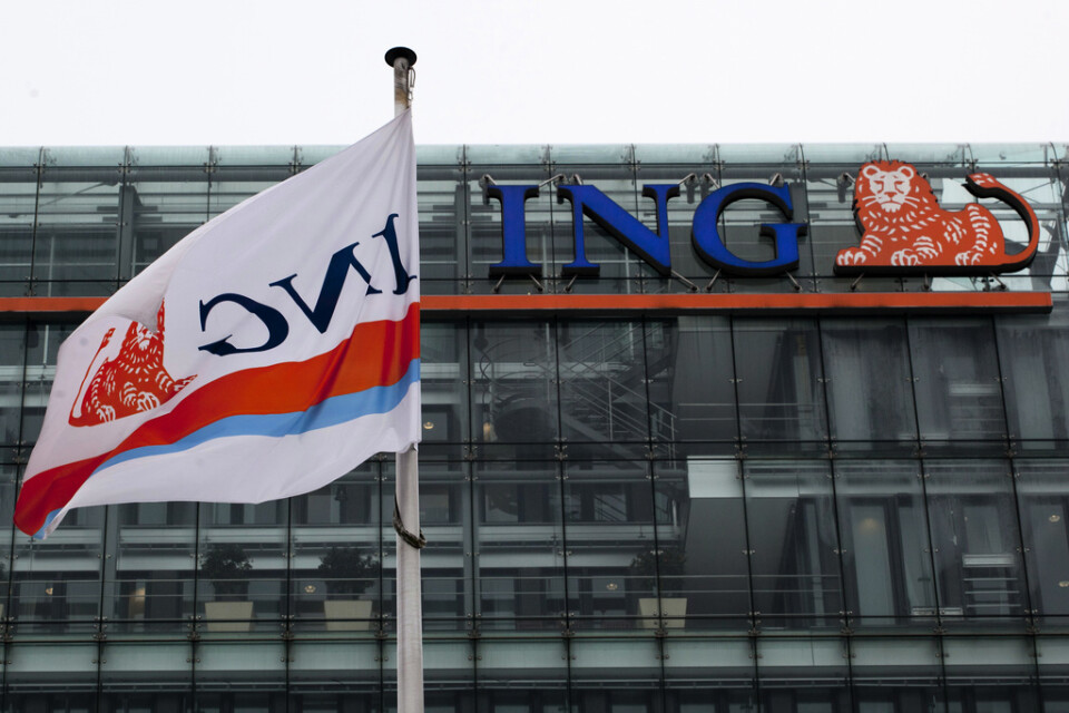 Den nederländska banken ING:s huvudkontor i Amsterdam är den senaste mottagaren i en serie brevbombsattentat i landet. Polisen misstänker att utpressning är motivet. Arkivbild