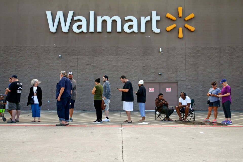 Feltänkt. Vänstern tror att planering av samhällsekonomin är möjligt efter att ha tittat på världens största företag Walmart.