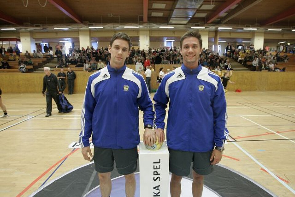 Tvillingbröderna Gomér gjorde en klart godkänd match i Norrevångshallen i Eslöv