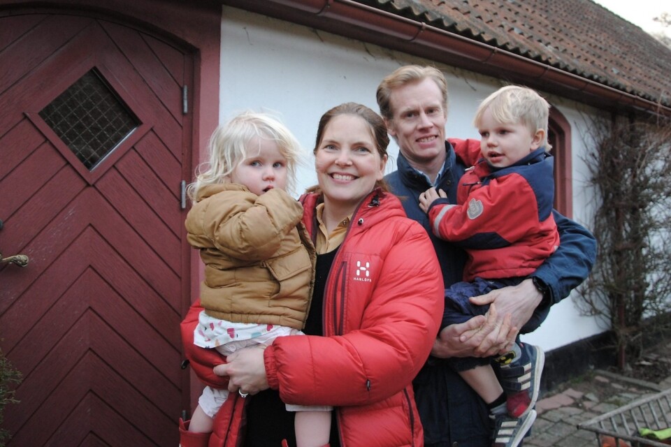 Sövdeparet Sara Färlin Tynelius och Gustaf med deras barn Ingrid och Erik. Foto: Caroline Stenbäck