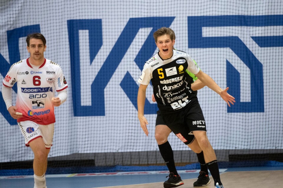 Linus Fernebrand kan vara inne på sin sista säsong i HIF Karlskrona. Kantspelaren uppvaktas av Ystads IF.