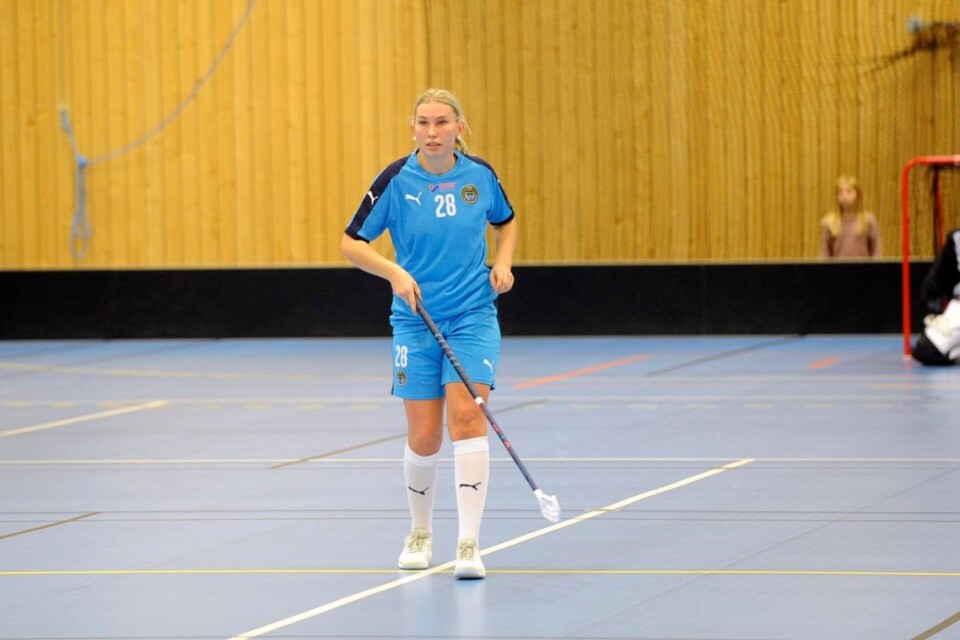 Amanda Lind gjorde 3-0-målet när FBC avgjorde matchen i slutet av den andra perioden.