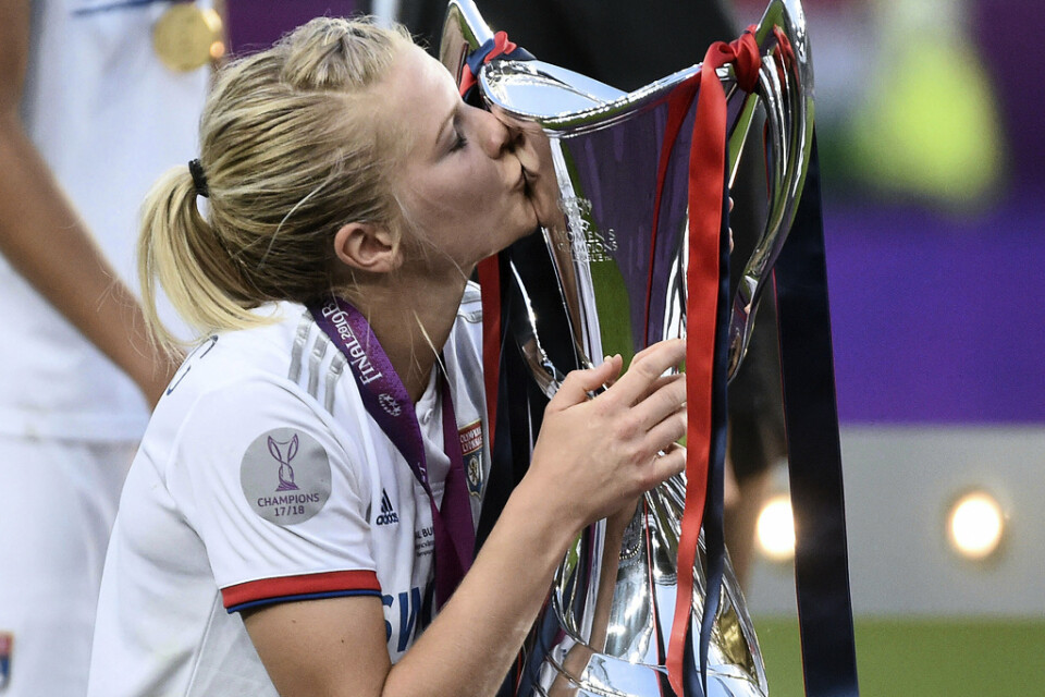 Får Ada Hegerberg chansen att kyssa Champions League-bucklan även i år? Arkivbild.