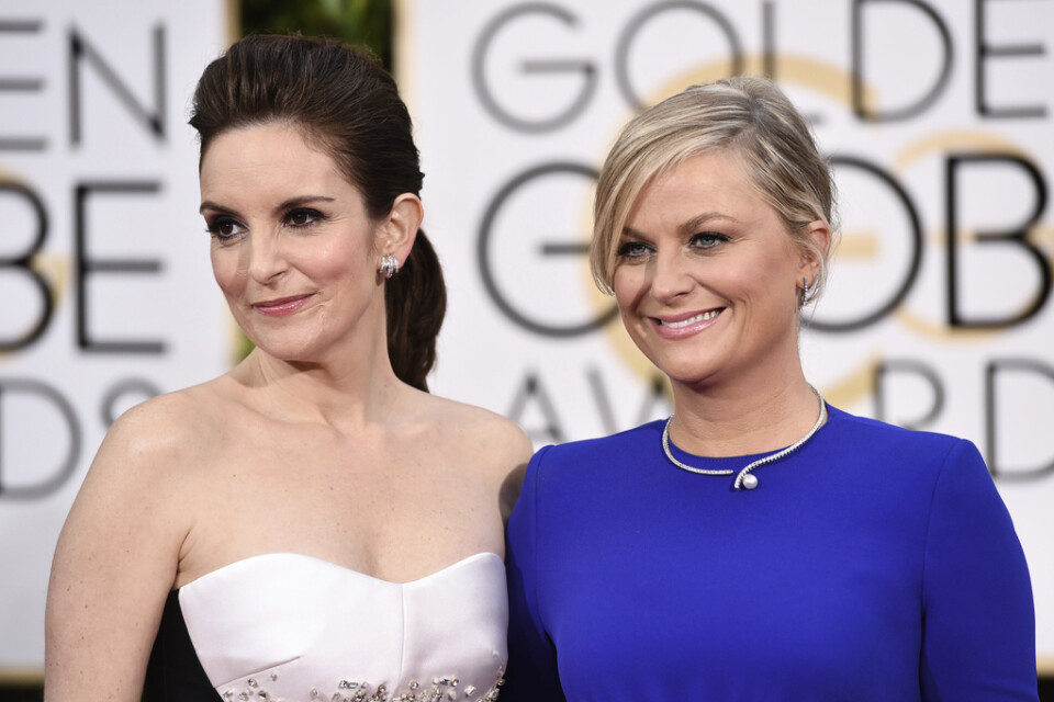Komikerna Tina Fey och Amy Poehler ska leda nästa Golden Globe-gala. Arkivbild.