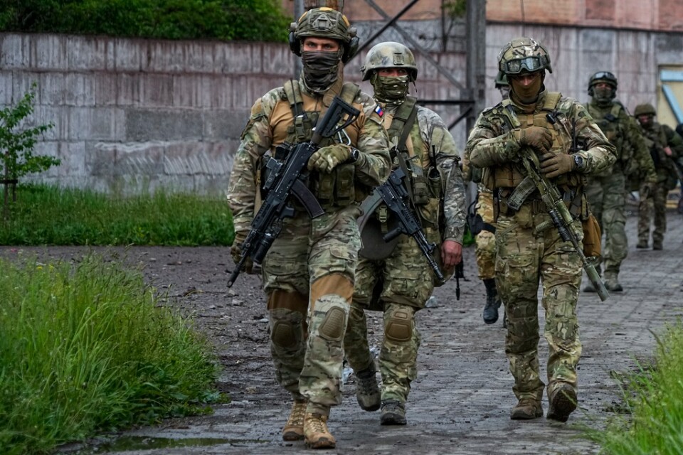 Ryska soldater i Mariupol. Bild från maj.