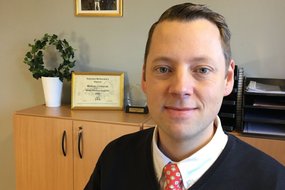 Mattias Lindqvist, operativ chef på Hjelte restauranger AB som bland annat driver McDonalds i Ystad.