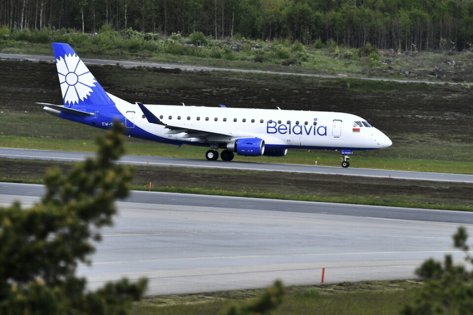 Ett flygplan från det belarusiska bolaget Belavia på Arlanda tidigare i veckan.