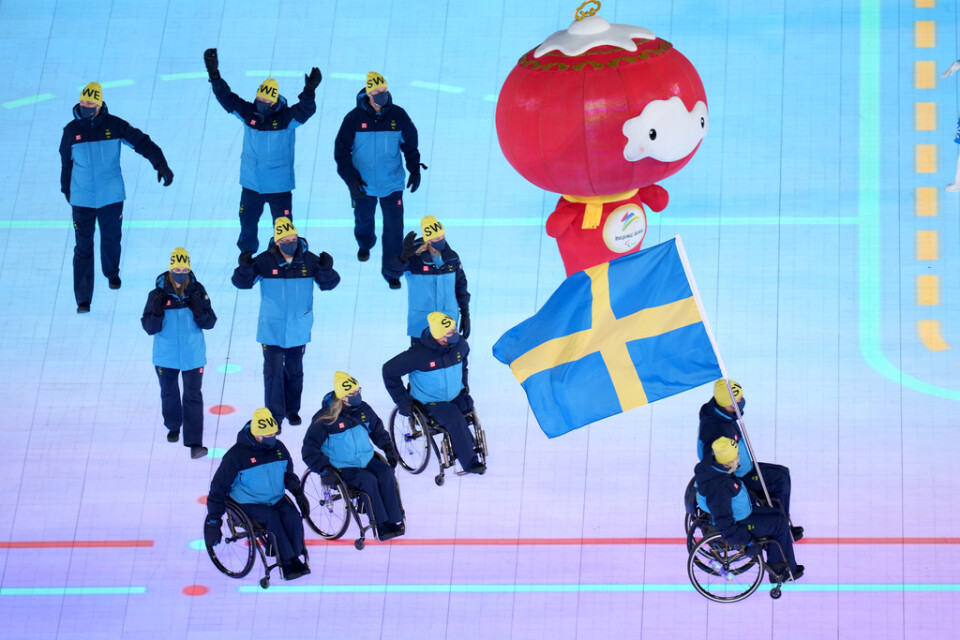 Den svenska truppen vid invigningen av Paralympics.