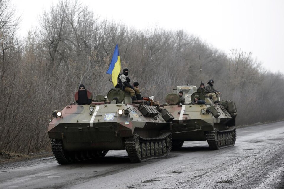Misslyckade fredssamtal om Ukraina Stockholm TT Upp emot 40 människor har dödats under ett dygn i de senaste sammandrabbningarna mellan Ukrainas militär och proryska rebeller. Samtidigt hölls misslyckade fredssamtal i vitryska Minsk. Förhoppningarna var