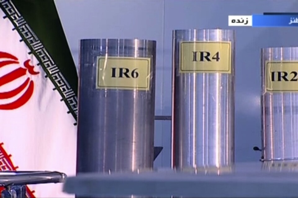 En tv-bild från en anläggning för anrikning av uran i Natanz i Iran.