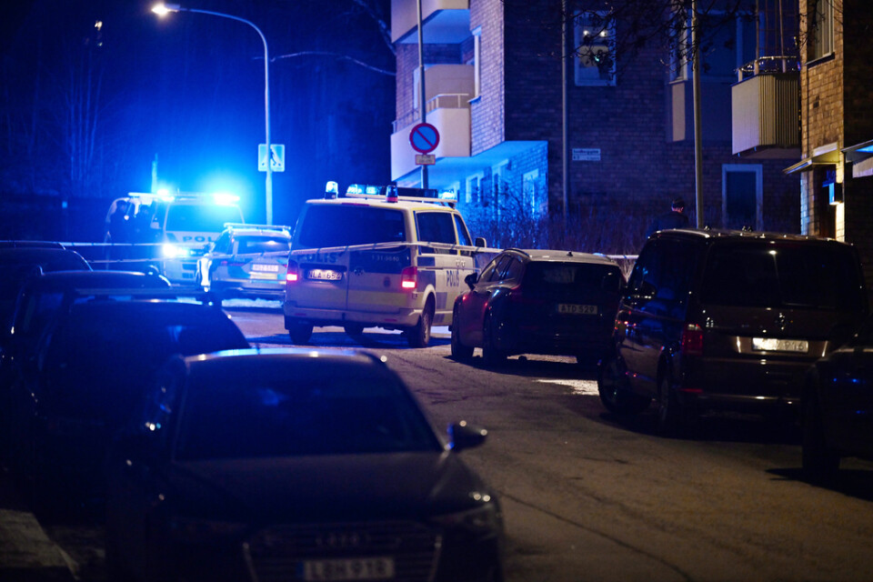 En man har gripits efter skottlossningen i Stockholmsstadsdelen Marieberg.