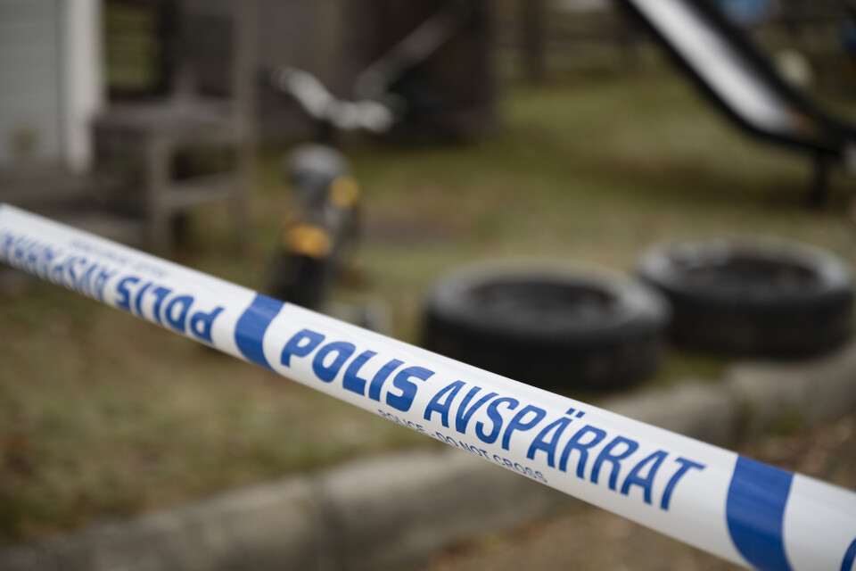 Inga förhör har kunnat hållas med de tre personer som skadades vid ett våldsdåd utanför Lycksele.