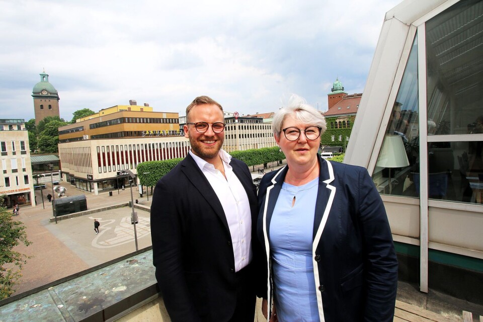 Annette Carlson och Oliver Öberg, Moderaternas toppnamn på valsedlarna inför kommande valet.  Trots oppositionsroll är Moderaterna nöjda med genomslaget i politiken under senaste mandatperioden.