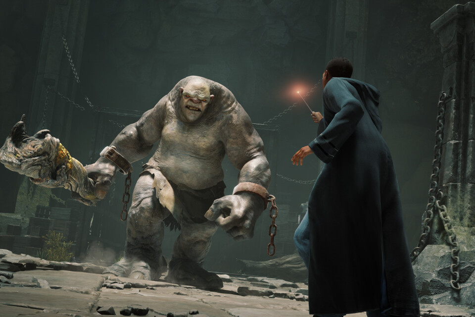 Både troll och trollkarlar förekommer i det nya actionrollspelet "Hogwarts legacy". Pressbild.