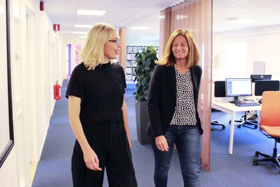 Åsa Lindqvist, ”service center manager” på Parker, och Carina Nyman Alenäs, personalchef på Parkers säljbolag, konstaterar att kraven på medarbetarna ökat med åren.