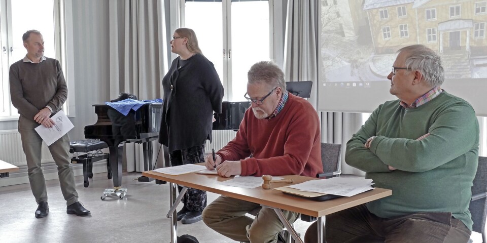 Örjan Molander och Sandra Lundholm från Kalmar läns museum berättade om museets pågående arbete som delvis handlar om Sandby borg. Ulf Kyrling och Kent Johansson var sekreterare respektive ordförande för årsmötet med Sandby borgs vänner.