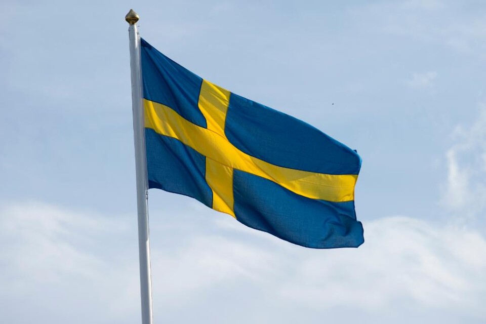 Den svenska bytesbalansen med utlandet stärktes ordentligt under andra kvartalet. Orsaken är främst ett rejält överskott i handeln med tjänster. Överskottet i bytesbalansen landade på 58 miljarder kronor under kvartalet, jämfört med 44 miljarder kronor