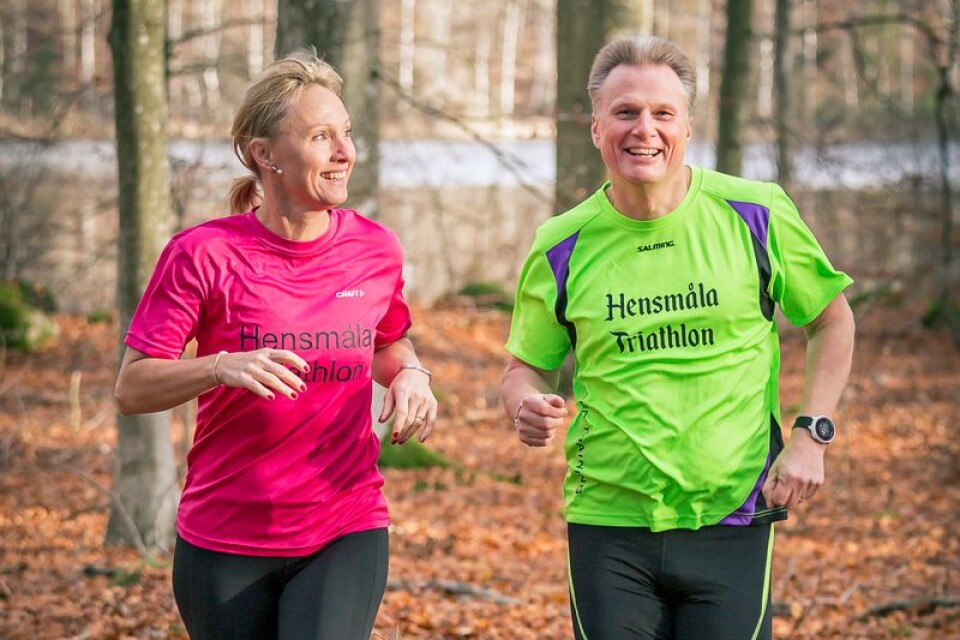Triathlonduon Eva och Lennart Arnesson har kämpat med sitt välgörande sommararrangemang i sex år. Nu prisas de av Mera Tingsryd.