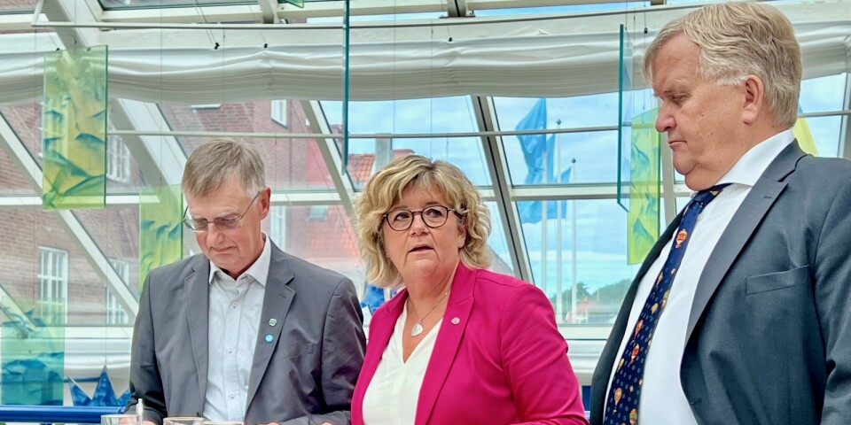 Lars Karlsson (C), Christina Mattisson (S) och Erik Lindborg (KD) när de presenterade Region Blekinges nya styre efter valet 2022.