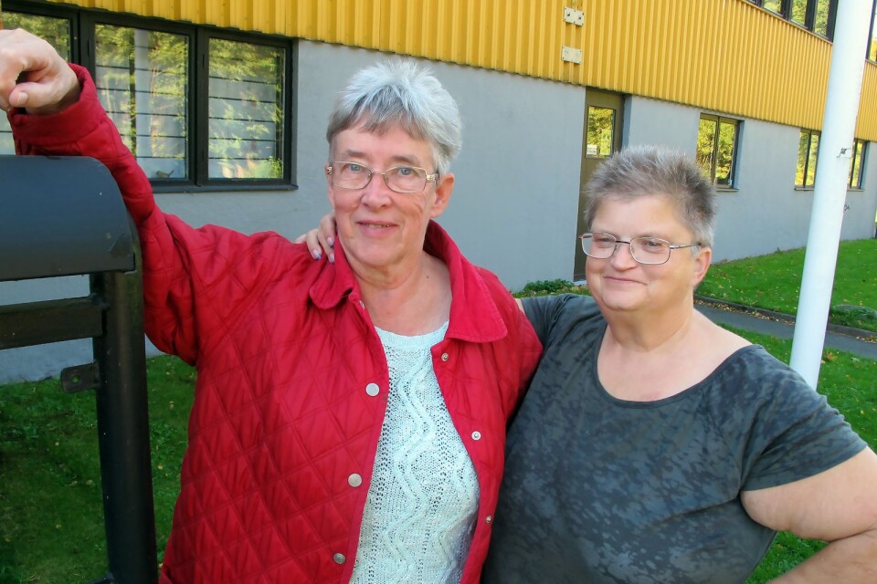 Mona Karlsson och Lotta Sörensen är initiativtagarna till den nya loppisen som ska hållas en gång månaden på Folkets hus.