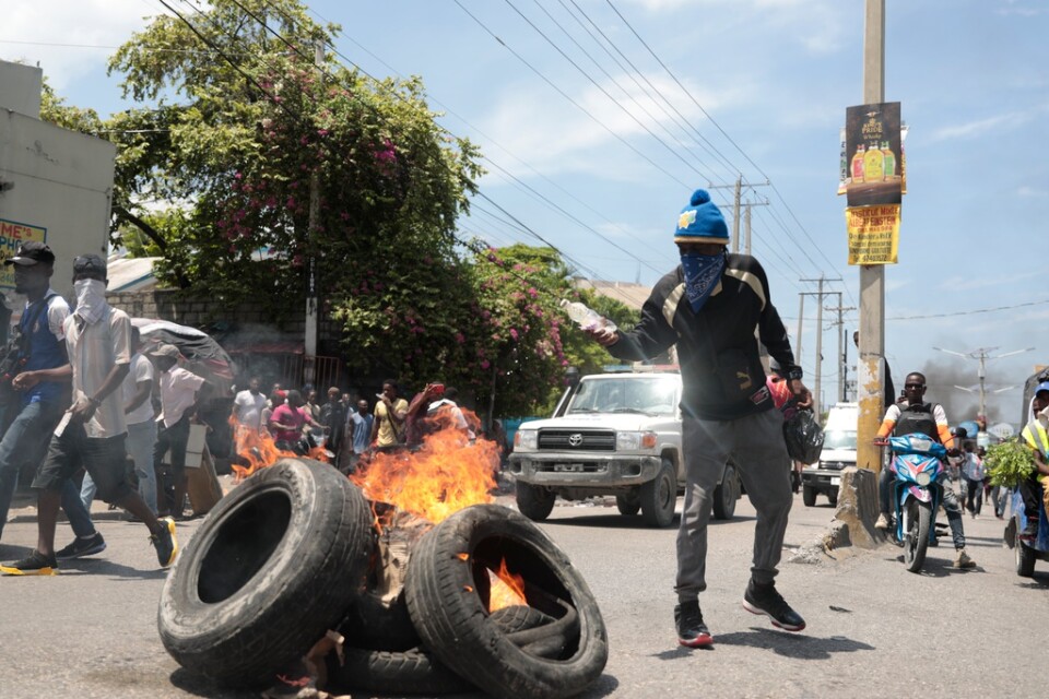 Kriminella gäng kontrollerar stora delar av Haitis huvudstad Port-au-Prince och våldsbrott är vardagsmat i den laglösa staden. Arkivbild.