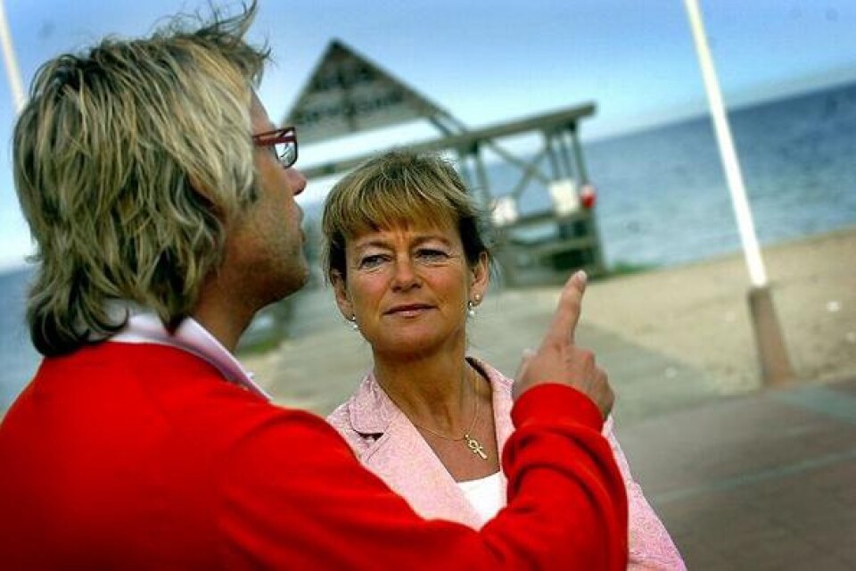 Mats Jönsson och idrottsminister Lena Adelsohn Liljeroth (m). Bild: Peter Åklundh