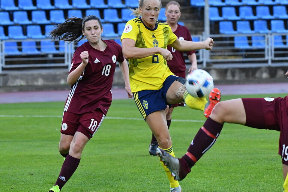 Magdalena Eriksson, här i landslagströjan, vann direkt i premiären med sitt Chelsea. Arkivbild.