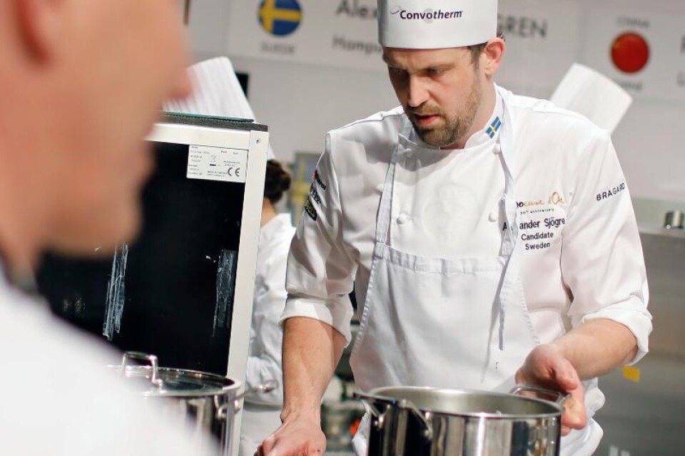 Alexander Sjögren var först ut i tävlingen Bocuse d´Or, eller kock-VM, som avgörs i Lyon . Foto: Laurent Cipriani