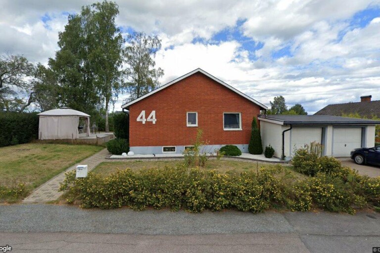 Fastigheten på adressen Västra Sveagatan 44 i Emmaboda har nu sålts på nytt – stor värdeökning