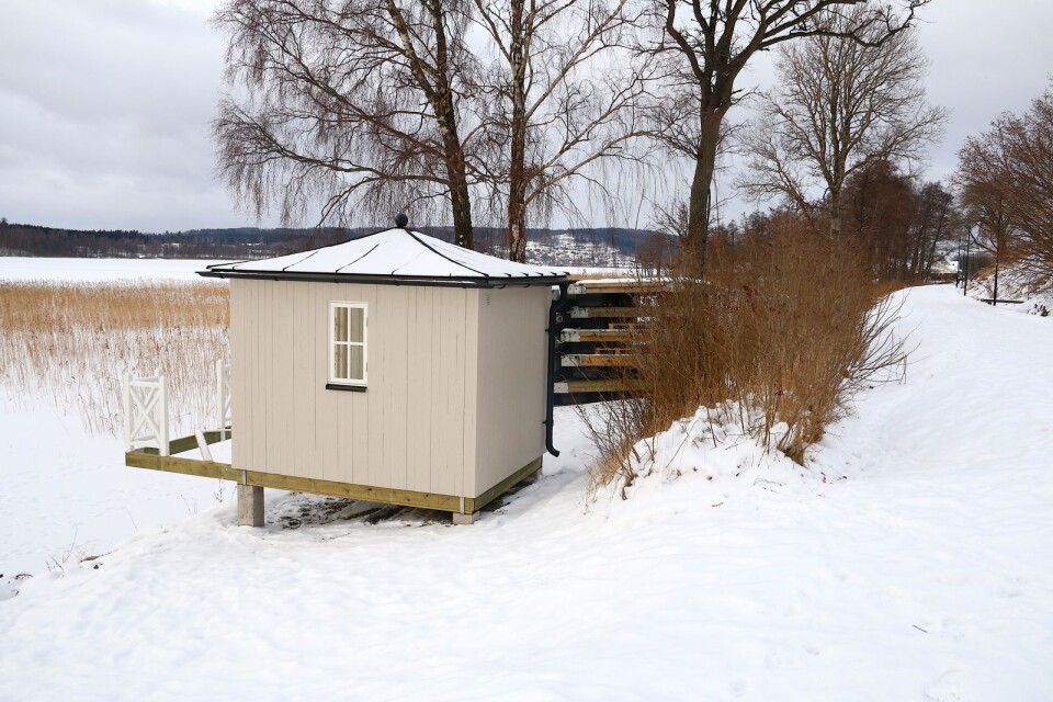 Det nybyggda lusthuset i Ulricehamn har anmälts till Ulricehamns kommun som misstänkt svartbygge.
