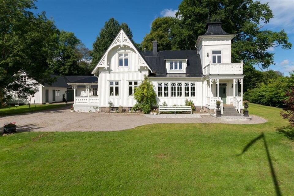 Villan på Öjabyvägen 87 är Växjös dyraste bostad just nu. Foto: PREZEMEK CARLSSON/ÅKESSON MÄKLARBYRÅ