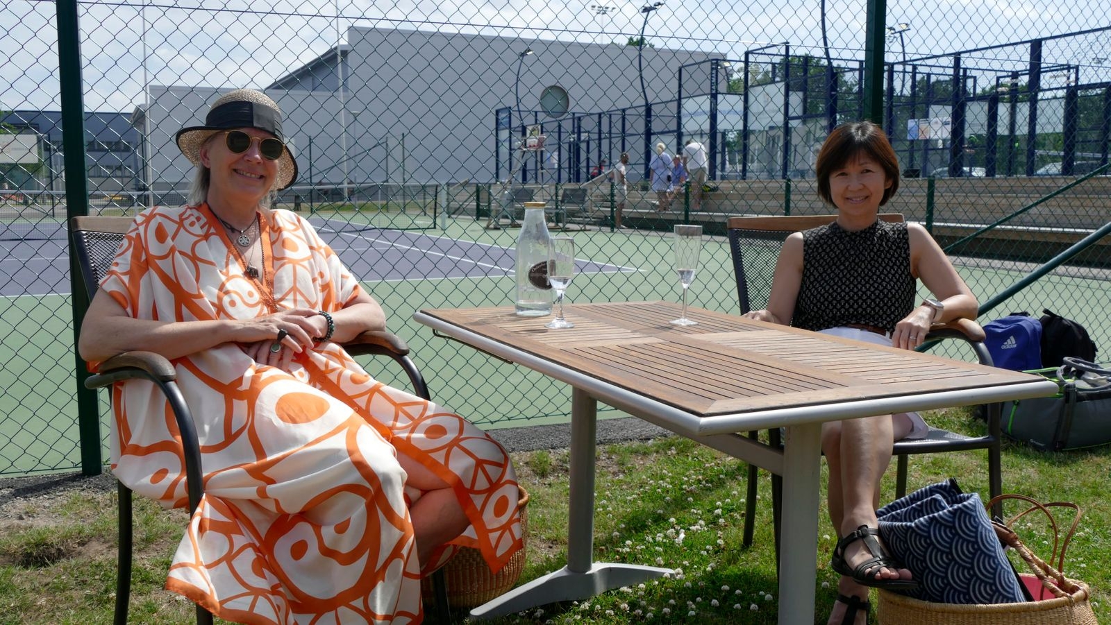 Inaja Oakroot och Hiromi Ballantyne var på plats för att avnjuta bra tennis.