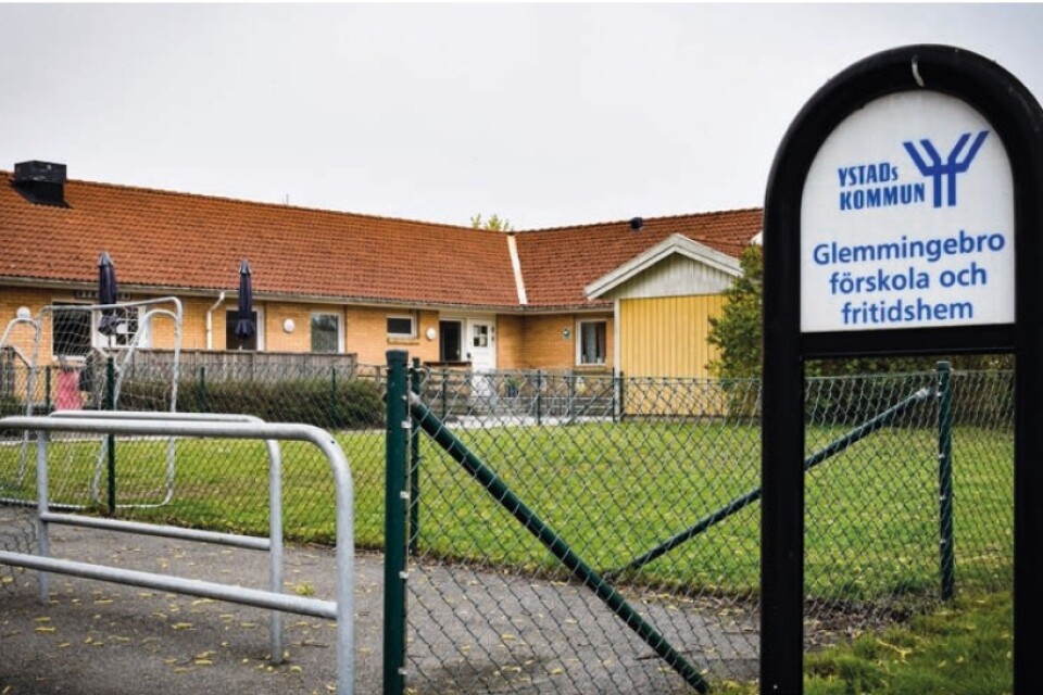 Förskola Räfsan i Glemmingebro har stått tom i många år. Varför öppnar man inte den om det finns en brist på 100 förskoleplatser i kommunen?