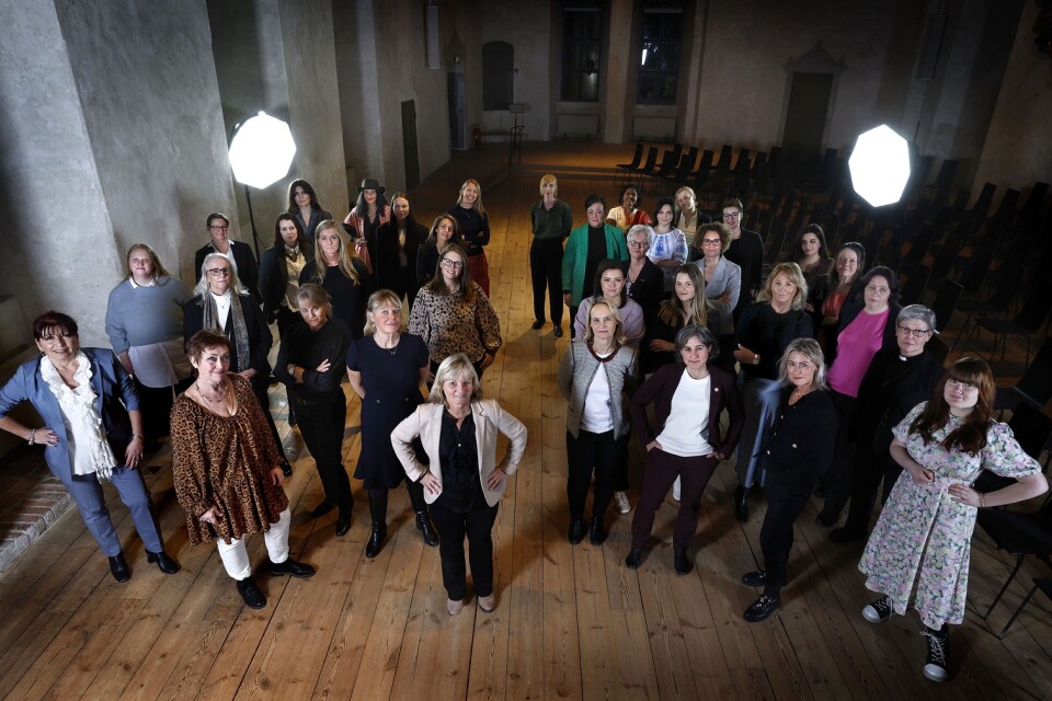 Barometern-OT samlade 35 inspirerande kvinnor för ett gruppfoto i Gröna salen på Kalmar slott.