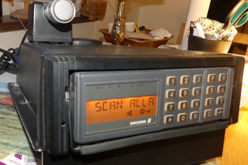 En amatörradio att användas om Öland är strömlöst förevisas  i  Föra och Stora Rör vid skördefesthelgen.