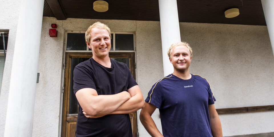 Andreas Arvidsson och Philip Wennerstrand är nya ägare till gamla kommunalhuset. Snart börjar de arbetet med att bygga lägenheter.