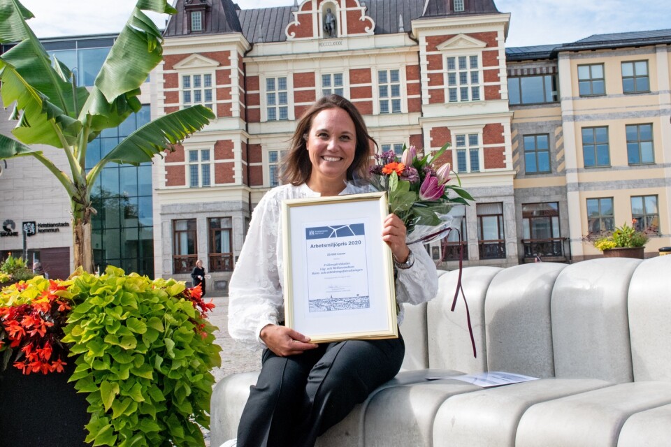 Joanna Lundsmark, lärare på Fröknegårdskolan, fick ta emot utmärkelsen Årets Arbetsmiljöpris 2020.