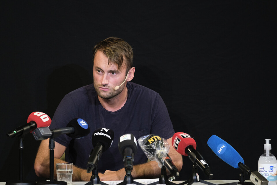 Petter Northug på presskonferensen då kan erkände sitt missbruk.
