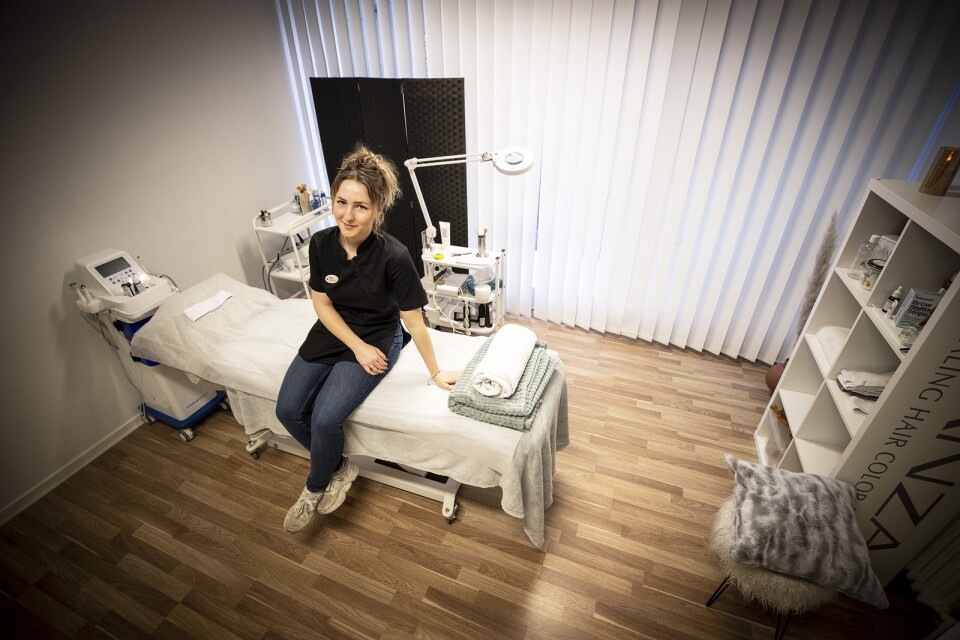 Behandlingsrummet på Trelleborgs hår- och hudvård där Ebba Olsson ska driva eget är under renovering men snart kan hon ta emot sina första kunder.