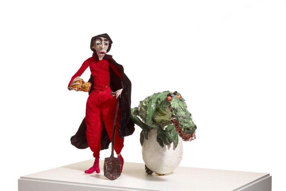 Skulpturen "Crocodile, egg, man" av Nathalie Djurberg har sålts för 16 miljoner kronor. Pressbild.