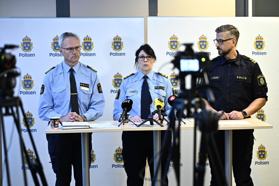 Jarl Holmström, biträdande regionpolischef i polisregion syd, Petra Stenkula, polisområdeschef Malmö och Johan Höglund, nationella taktiska rådet på torsdagens pressträff.